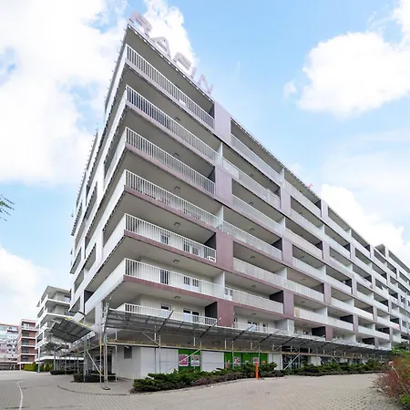 Reymonta Vivid Space By Bookinghost فروتسواف