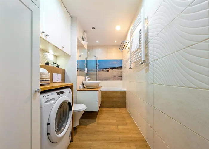 Reymonta Vivid Space By Bookinghost Lejlighed