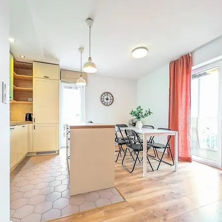 Reymonta Vivid Space By Bookinghost * 브로츠와프