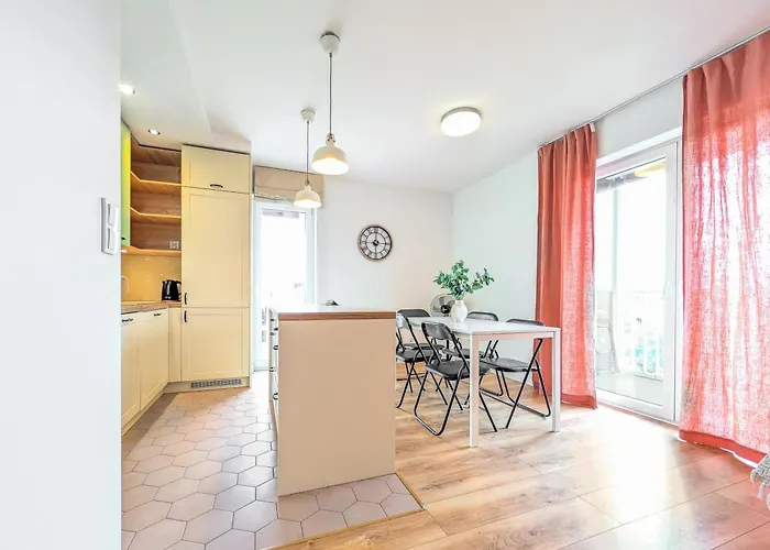 Reymonta Vivid Space By Bookinghost * Breslavia