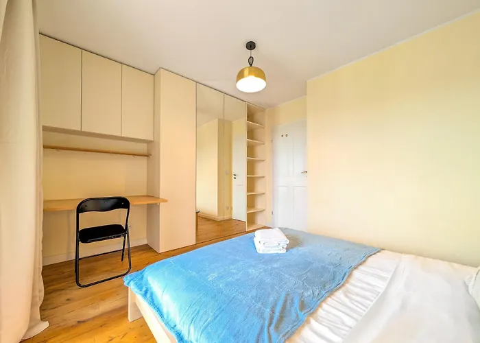 Appartamento Reymonta Vivid Space By Bookinghost *