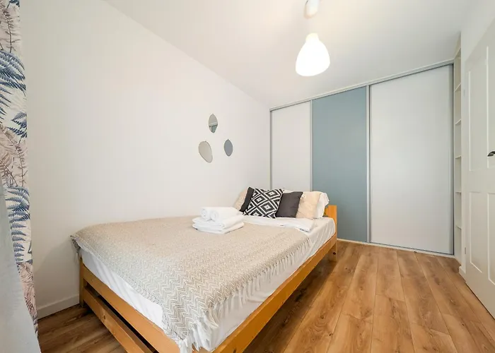 Reymonta Vivid Space By Bookinghost Appartamento Breslavia